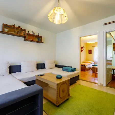 Amaryllis By Interhome Ferienhaus