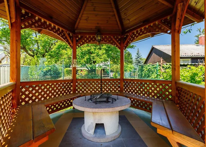 Amaryllis By Interhome Balatonakarattya